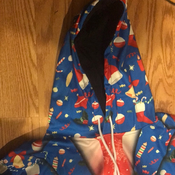 Christmas hooded sweatshirt - Picture 2 of 3